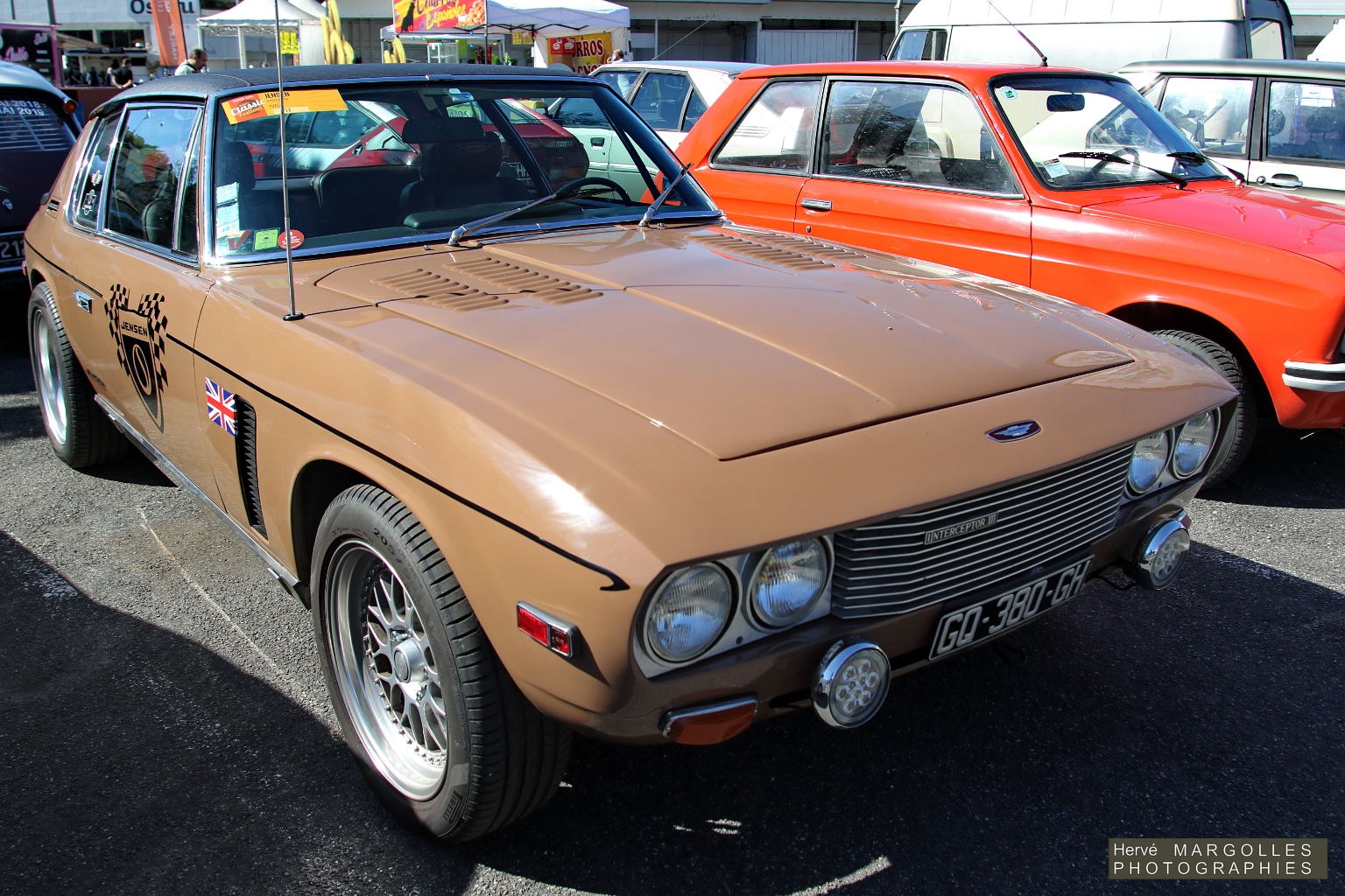 Jensen Interceptor-02.jpg